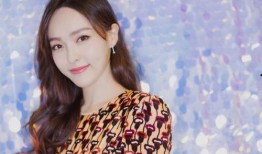 唐嫣产子爆料新闻联播,新闻联播聚焦幸福时刻