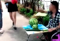 吃瓜视频爆料搞笑,娱乐圈那些让人捧腹大笑的幕后故事