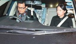 跳车爆料男明星视频在线观看